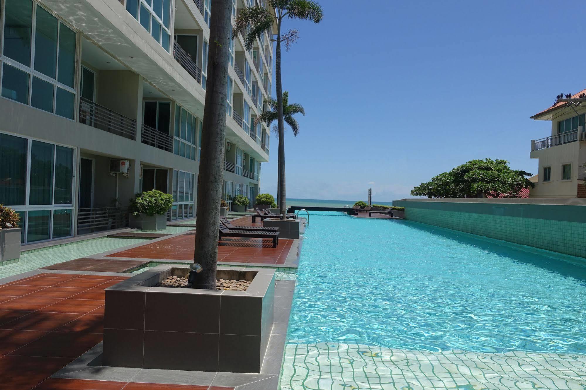 Musselana Condominium Jomtien Beach Exteriör bild